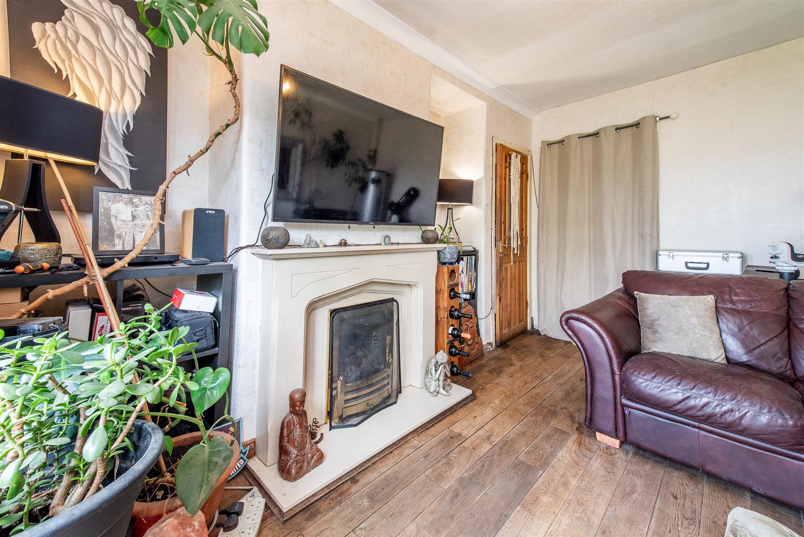 3 bed property in Newlands Drive, Bolton